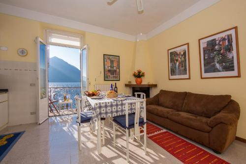 Varenna Apartment Sleeps 4