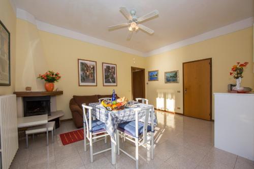 Varenna Apartment Sleeps 4