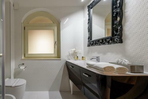 Marie Claire Apartments & Spa