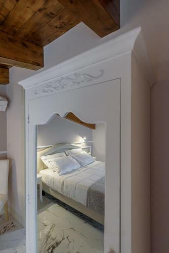 Marie Claire Apartments & Spa