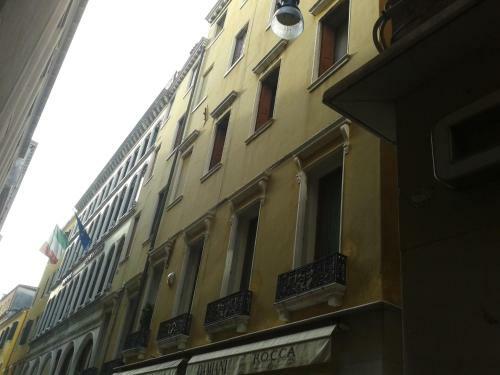 Hostal Residenza Laguna