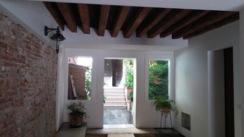 Hostal Rio Venice