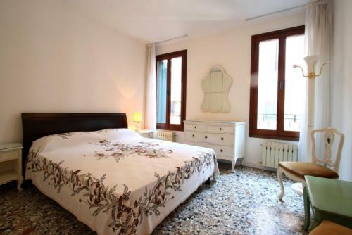 Apartamento Grifone Santa Croce Train Station