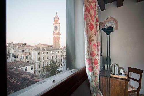 Hotel Locanda Ai Santi Apostoli