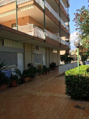 Apartamento Monolocale Via Nervia