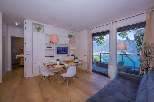 Piazzo Apartment Sleeps 5 Pool