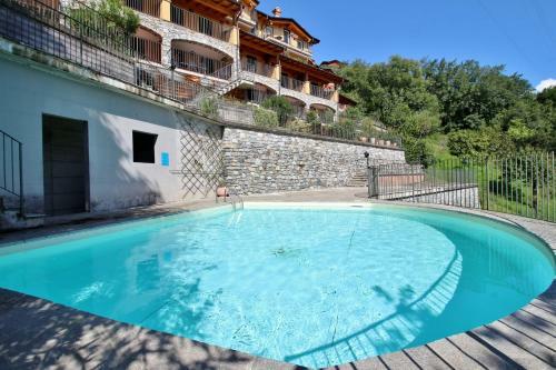 Piazzo Apartment Sleeps 6 Pool