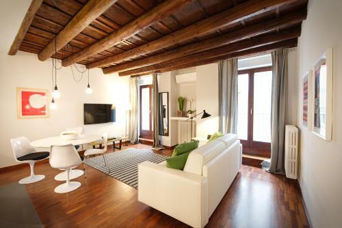Santa Cecilia Apartment