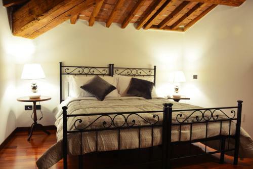 Hostal Guest House Residenza San Fermo