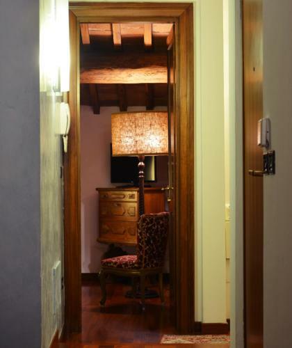 Hostal Guest House Residenza San Fermo