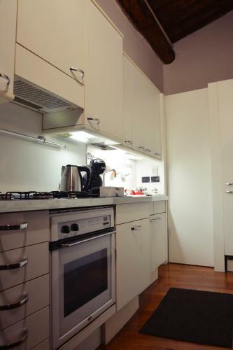 Hostal Guest House Residenza San Fermo