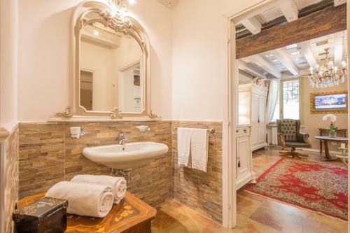 Hostal Corte Realdi Boutique Rooms