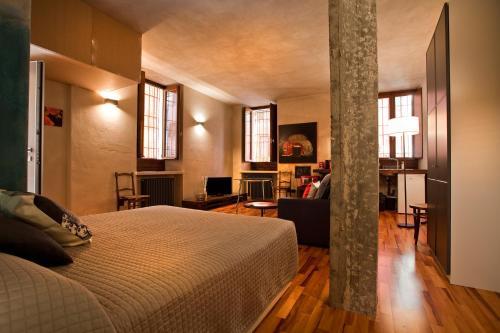 Il Garbo Apartments