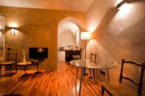 Il Garbo Apartments