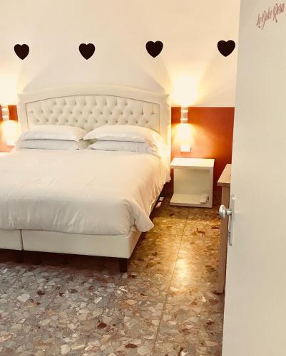 Hostal Dolce Verona Suites