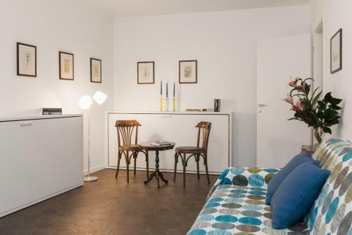 Isolo Holiday Apartment