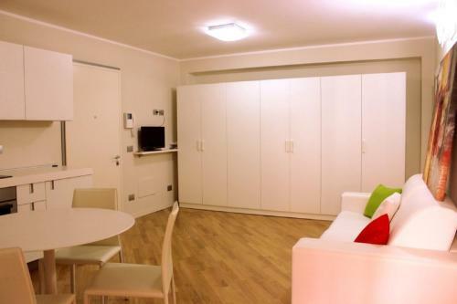 Hostal Mia Suites