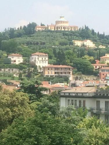 Bed & Breakfast Verona In Love