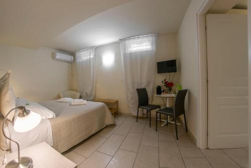 Hostal Juliet House