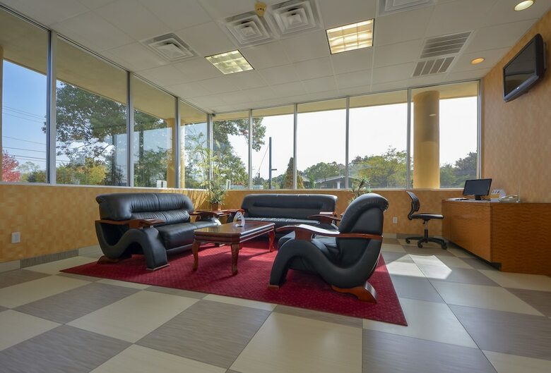 Hotel Rodeway Inn Macarthur Airport