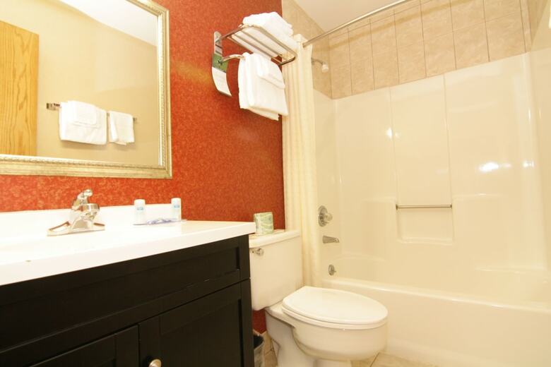 Hotel Rodeway Inn Macarthur Airport