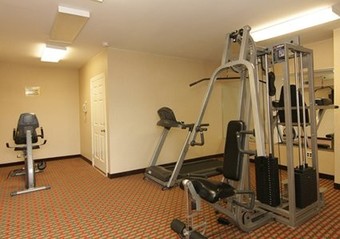 Hotel Rodeway Inn Macarthur Airport