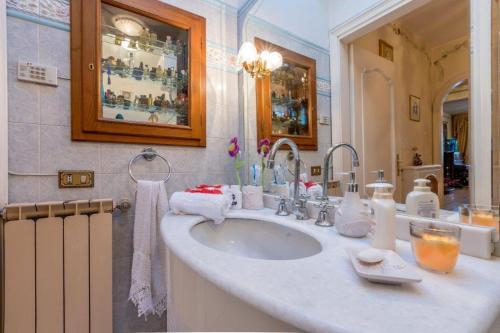 Gronda Sud Apartment Sleeps 6