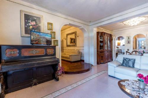 Gronda Sud Apartment Sleeps 6