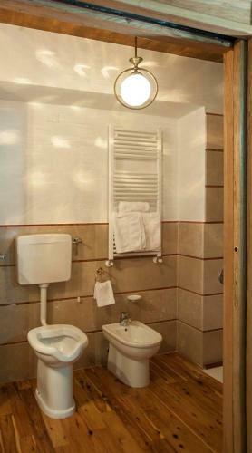 Vibonati Villa Sleeps 14 Wifi