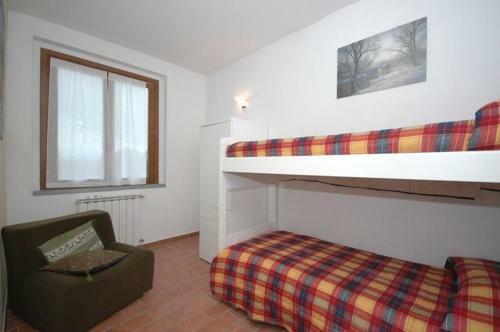 Vicchio Apartment Sleeps 4 T241521