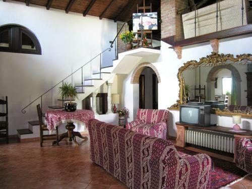 Vicchio Villa Sleeps 7 Pool Wifi
