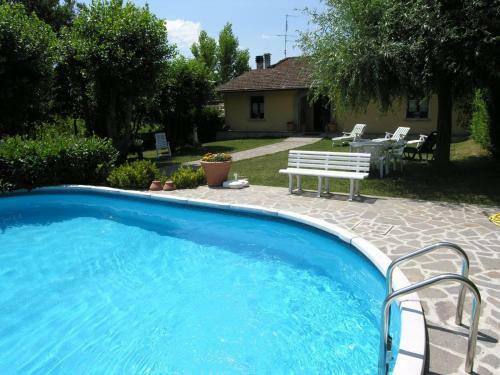 Vicchio Villa Sleeps 7 Pool Wifi