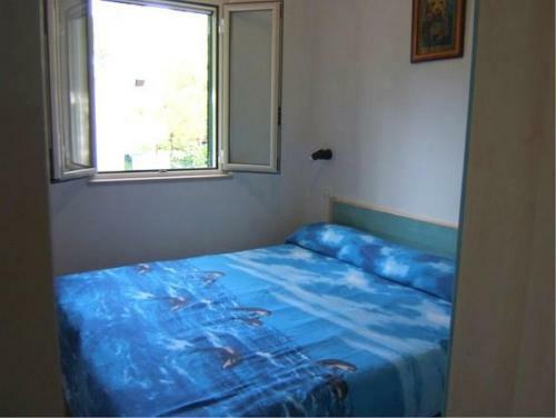 Vieste Villa Sleeps 4 Air Con Wifi