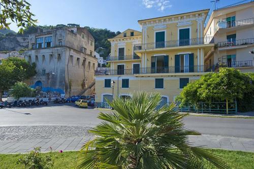 Vietri Sul Mare Villa Sleeps 3 Air Con Wifi