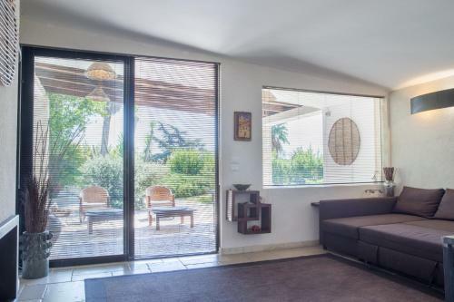 La Villa Apartments