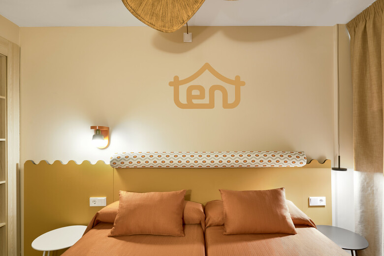Hotel Tent Mojito Suites