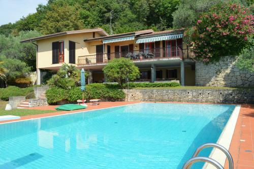 Villa Dei Fiori