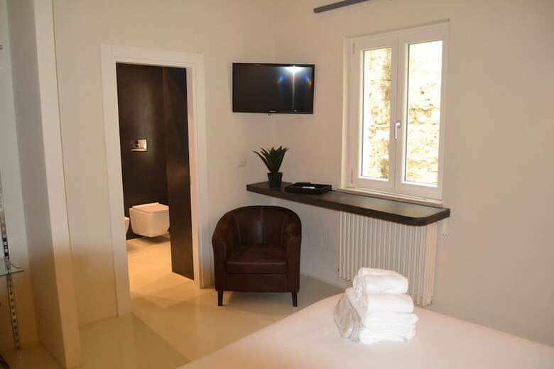 42 Zanardelli B&B