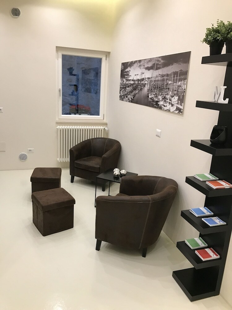 42 Zanardelli B&B