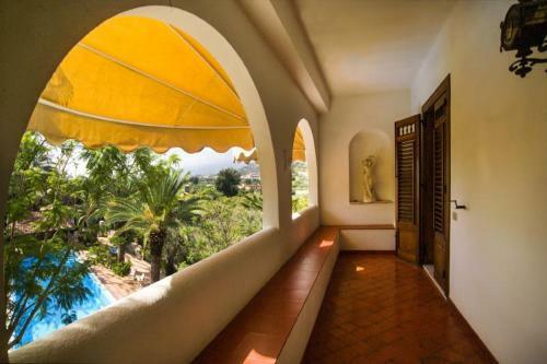 Chianchitta-trappitello Villa Sleeps 12 Pool Wifi