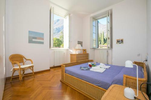 Tremezzo Apartment Sleeps 4 T569801