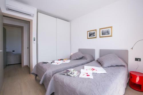 Tremezzo Villa Sleeps 6 Pool Air Con