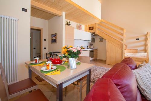 Tremezzo Apartment Sleeps 6 Pool Air Con