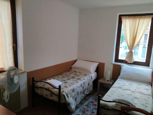 Hostal Alloggio Ponte Dei Cavalleggeri