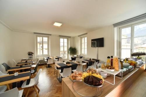 Bed & Breakfast Lainez Rooms & Suites