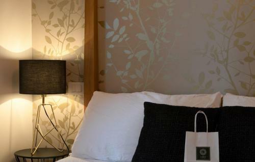 Bed & Breakfast Lainez Rooms & Suites