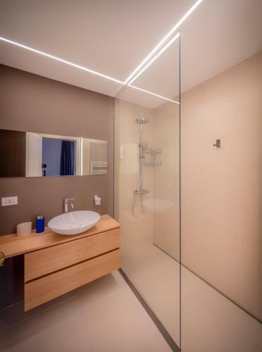 Bed & Breakfast Lainez Rooms & Suites