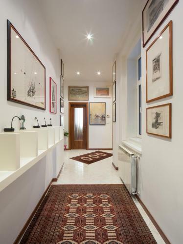Apartamento Bianco Rosso E Nero: Nuovo Centralissimo 2+2