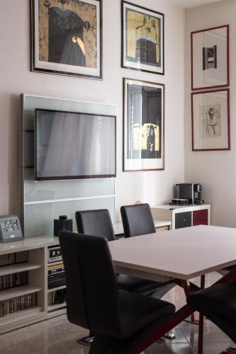 Apartamento Bianco Rosso E Nero: Nuovo Centralissimo 2+2