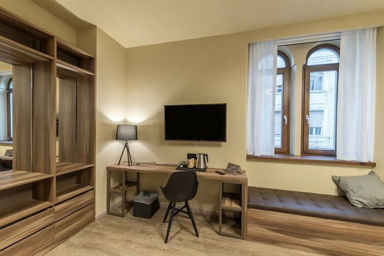 Hostal 9 Stanze - Boutique Rooms